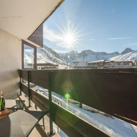 Apartment Les Roches Rouges - Lavachet By Interhome *